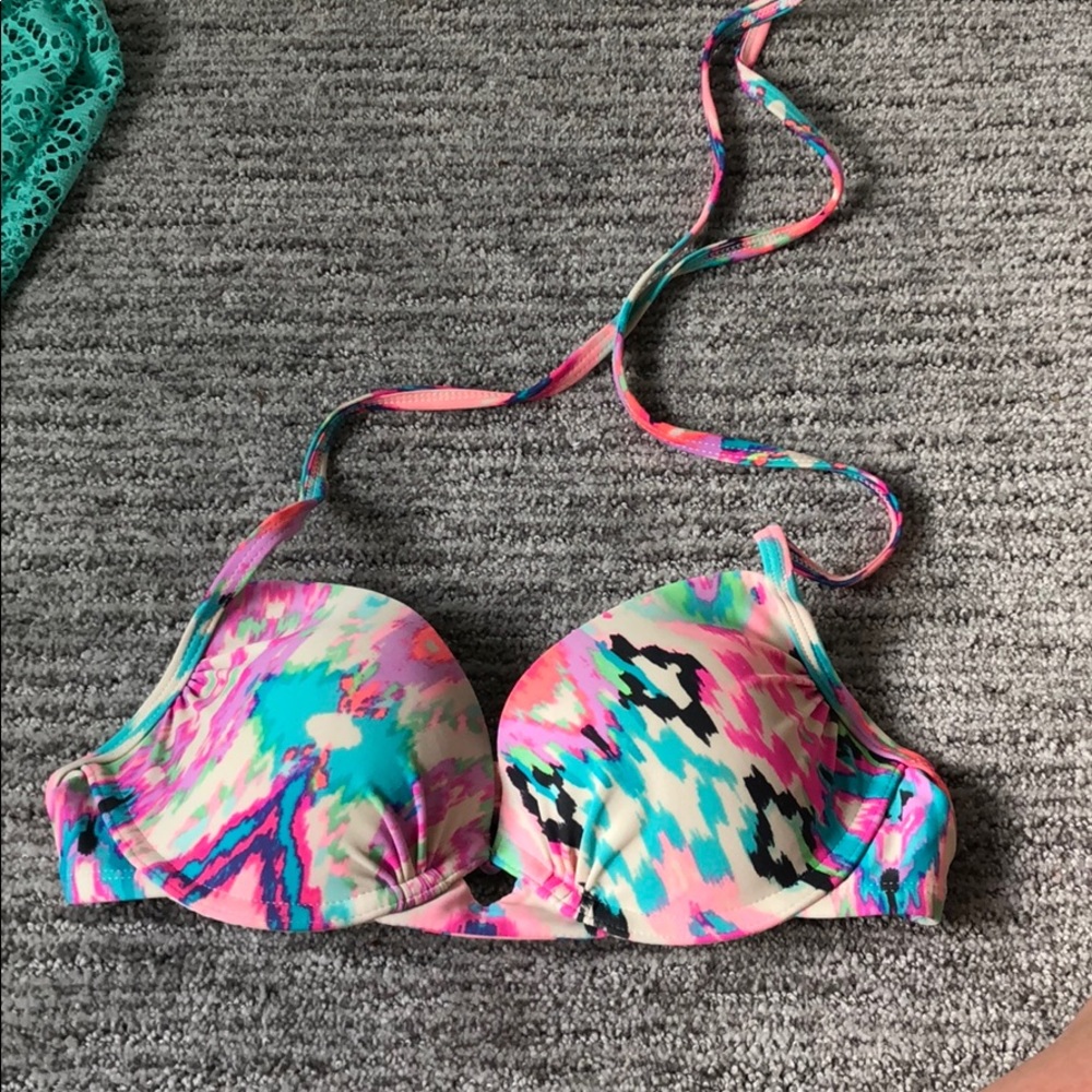 Bikini top